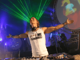 Ushuaïa on Mondays: F*** ME I’M FAMOUS! Tickets — gallery 1