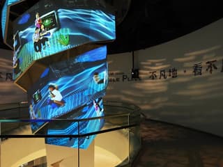 sky100 Hong Kong Observation Deck: Entry Ticket — gallery 3