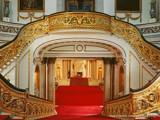 Buckingham Palace State Rooms Tickets & Changing the Guard Tour