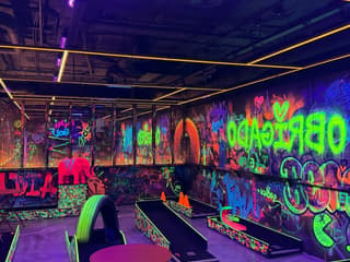 Lisbon Minigolf: Fast Track Ticket, Lisbon Minigolf, ליסבון & סינטרה