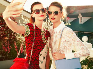 Bicester Shopping Village: Escorted Express Tour