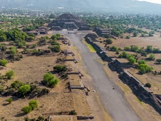 From Mexico City: Teotihuacán Pyramids & Pre-Hispanic Cave Small-Group Tour with Transfers — gallery 1