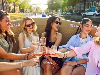 Amsterdam: 1-Hour Canal Cruise with Unlimited Drinks Option — gallery 1