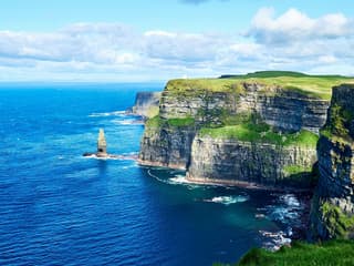 Cliffs of Moher: One-Day Rail Tour from Dublin