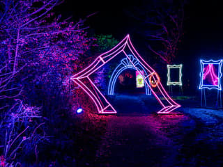 Budapest: Lumina Light Park Wonderworld Entry Tickets