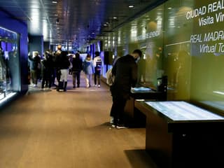 Madrid: 1-Hour Highlights Tour with Bernabéu Stadium Entry
