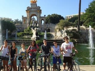 Barcelona: Highlights Bike Tour in English — gallery 2