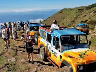 Madeira: Tour delle piscine vulcaniche e foresta in jeep 4X4, Funchal