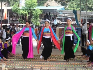 Mai Chau: Full-Day Guided Trip from Hanoi + Lunch — gallery 1