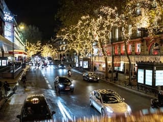 Tootbus Paris: Eco-friendly Christmas Lights Tour — gallery 3
