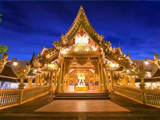 بلیط‌ها برای فانتاسیای پوکت همراه با انتقال‌های رفت و برگشت اشتراکی و گزینه شام, Phuket Fantasea, Phuket