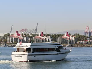 Long Beach: 45-Min Narrated Harbor Tour — gallery 1