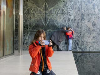 Mies van der Rohe Pavilion: Entry + Look, Frame, Click! Family Workshop — gallery 1