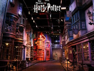 Harry Potter Warner Bros. Studio London: Entry + Train Transfer — gallery 1