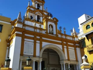 Seville: Las Setas, La Macarena, and Dueñas Palace Guided Tour — gallery 1