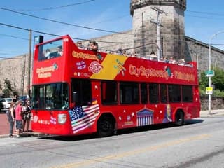 Philadelphia: Guided Night Bus Tour — gallery 1