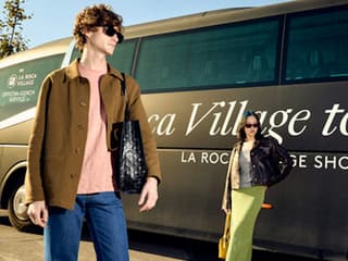 La Roca Village Shopping Express: Roundtrip from Barcelona