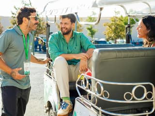 Lisbon: Private Tuk-Tuk Tour with Local Guide