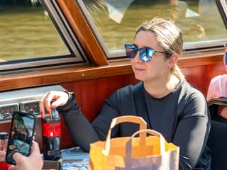 Amsterdam: 75-Min City Canal Cruise on Closed Heated Boat — gallery 2