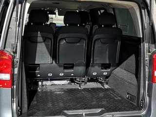 Madrid: Private Barajas Airport Transfer with Mercedes Vehicle — gallery 2