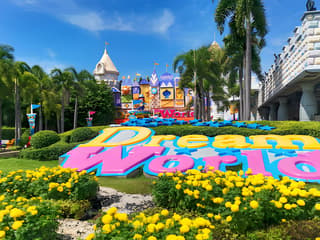 Dream World Super Visa with Unlimted Rides, Snow Town Visit, Buffet Lunch & Hotel Transfers — gallery 1
