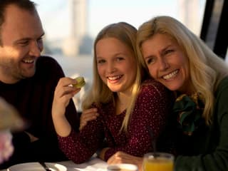 London: Afternoon Tea Cruise — gallery 1