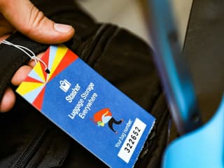 London: Luggage Storage in Paddington Station — gallery 1