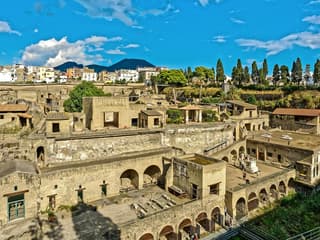 Herculaneum Guided Tour with Skip-the-Line Tickets
