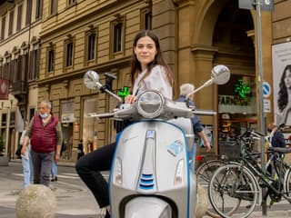 Florence: Electric Vespa Rental — gallery 3