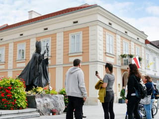 Wadowice & Czestochowa: Day Trip from Krakow with John Paul II Museum Visit — gallery 1