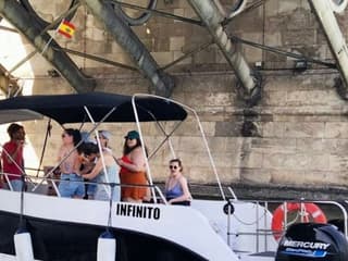 Seville: Private Boat Tour for Groups — gallery 1