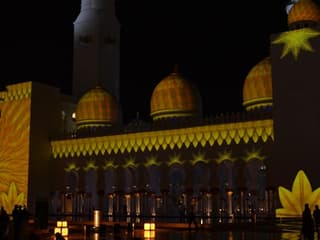 Half-Day Trip from Dubai: Sheikh Zayed Grand Mosque Express Entry — gallery 2