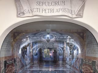 St. Peter's Basilica Reserved Entry Tickets with Dome Access — gallery 3