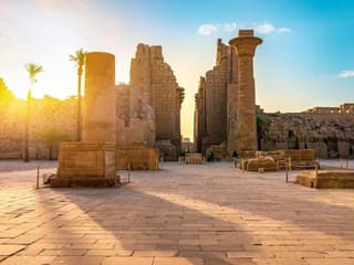Luxor: Guided Day Tour to East and West Bank + Roundtrip Transfer — gallery 1