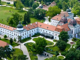 Budapest: Gödöllő Royal Sisi Guided Half-Day Tour — gallery 3