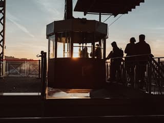 Barcelona: Guided E-bike Tour + Cable Car Ride + Sailing Experience — gallery 2