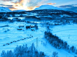 Reindeer Sledding & Sami Culture Guided Tour with Hot Drinks & Meal — gallery 2