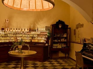 Florence: Guided Perfume Masterclass + Certificate — gallery 2