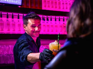 Combo: Icebar Amsterdam + 1-Hour Canal Cruise Tickets — gallery 3