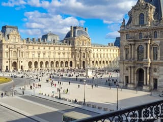 Life and Legacy of Napoleon: Walking Tour with Les Invalides & Tomb Entry — gallery 3