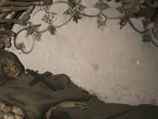Rome: Roman Crypts and Catacombs Tour with Audio Guide — gallery 2