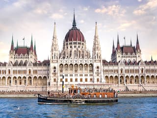 Budapest Danube River Cruise in a Historic Paddle Steamer — gallery 2