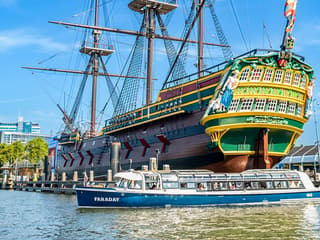 Amsterdam: 75-Min City Canal Cruise on Closed Heated Boat — gallery 3