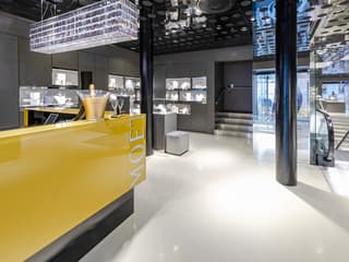 1-Hour Guided Tour of Vienna’s Swarovski House with Champagne & Gift — gallery 2