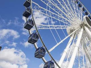 Navy Pier Centennial Wheel: VIP Gondola — gallery 1