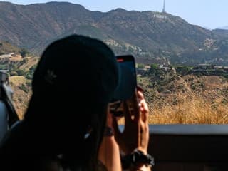 Hollywood, Beverly Hills & Celebrity Homes: Guided Open Air Bus Tour — gallery 2