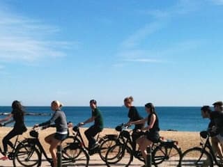 Barcelona: Highlights Bike Tour in English — gallery 1