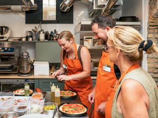 Rome Cooking Class: Pizza & Gelato with Unlimited Drinks — gallery 1