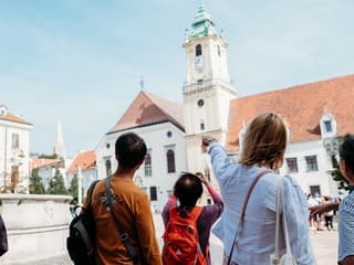 Bratislava: Guided Walking Tour + Castle Entry — gallery 1