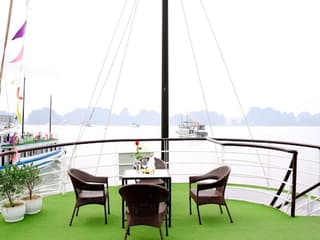 Ha Long Bay: Boat Cruise + Lunch + Drinks + Optional Transfer — gallery 1